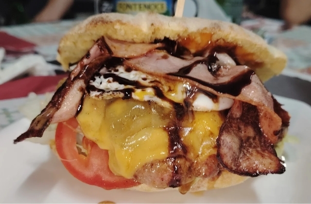 Lo Zodiaco Burger